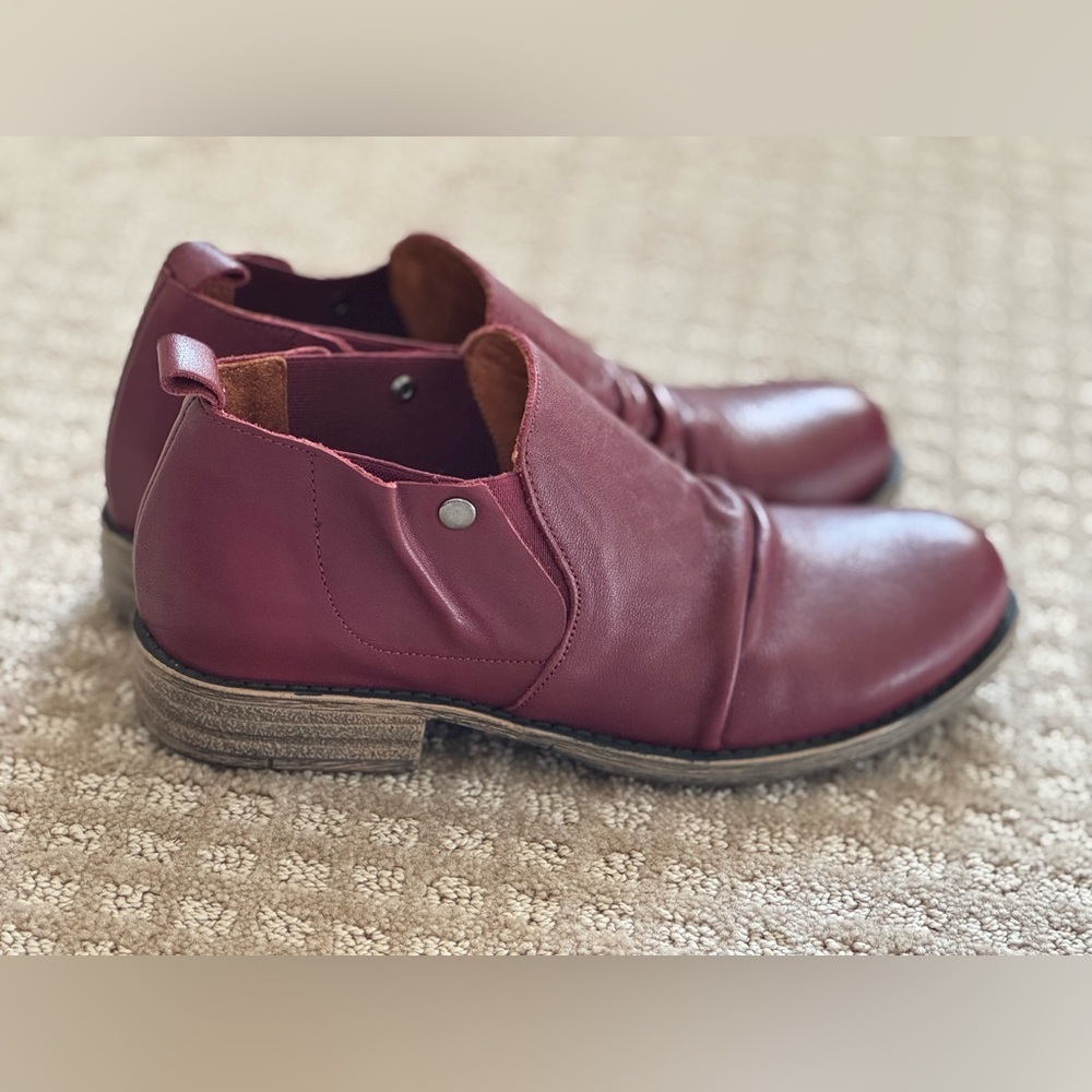 Biza Women’s Leather Ankle Boots Red Burgundy Slip On Low Heel Booties EU 36